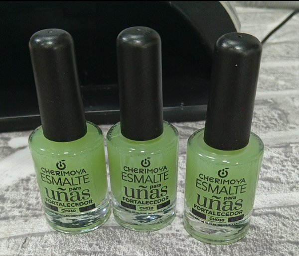fortalecedor de uñas cherimoya