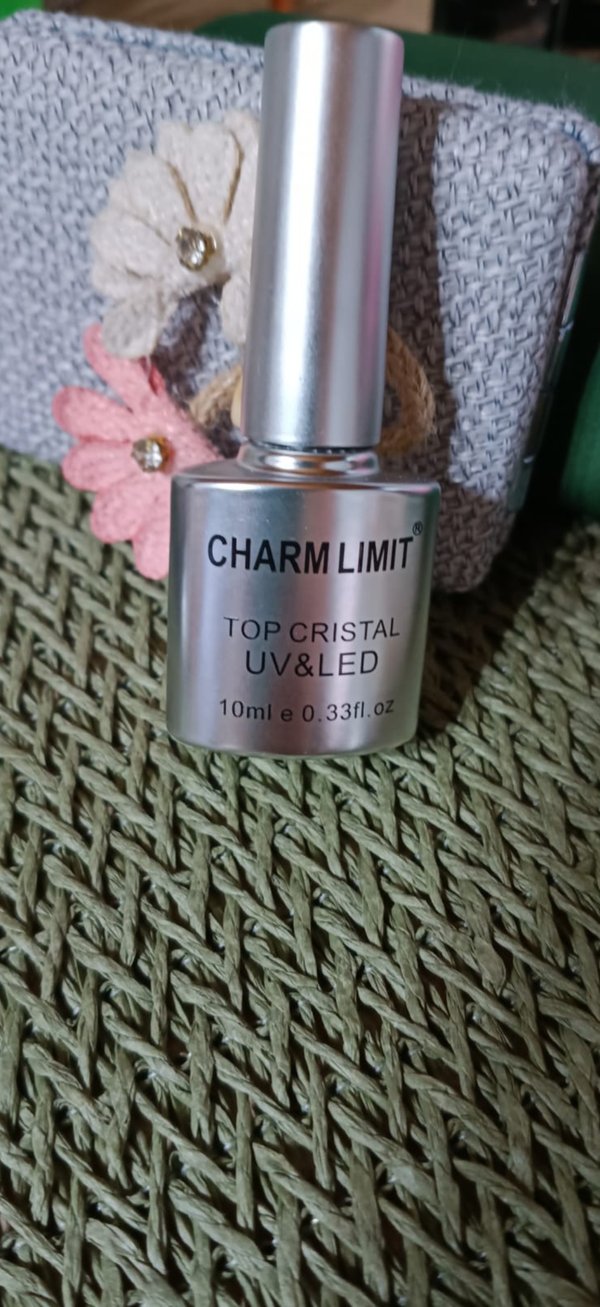 top cristal charm limit