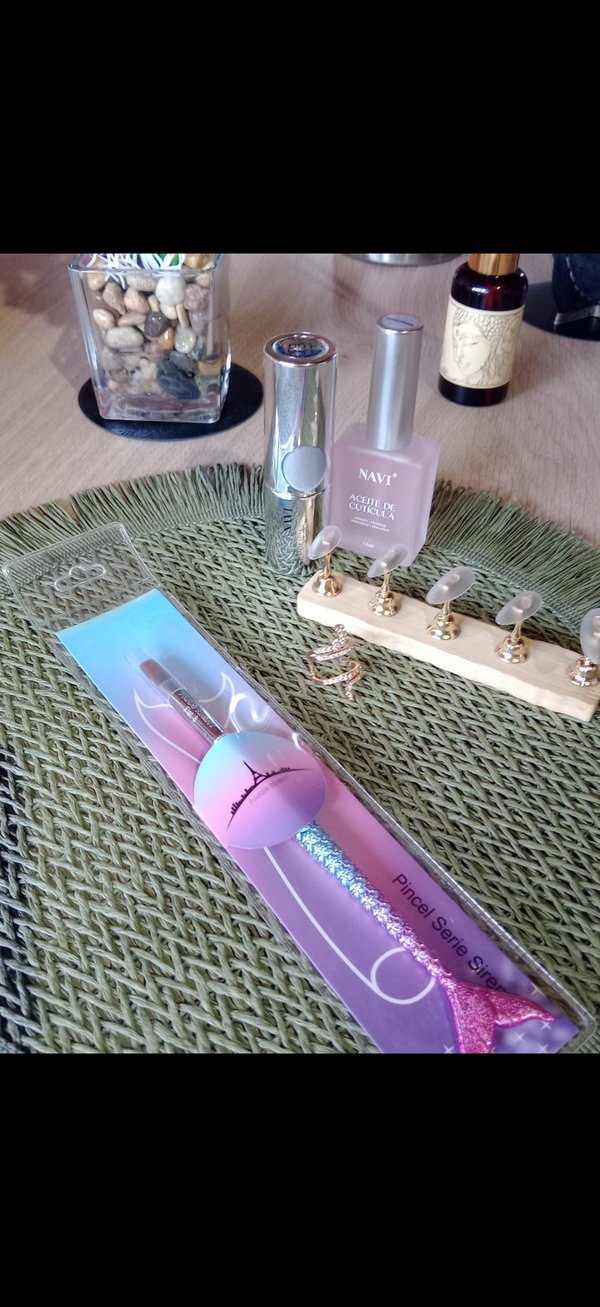 Pincel chato número 8 París night