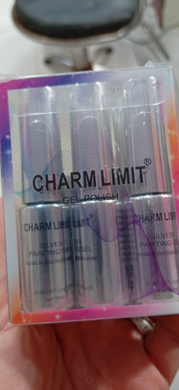 liner plateado Charm limit