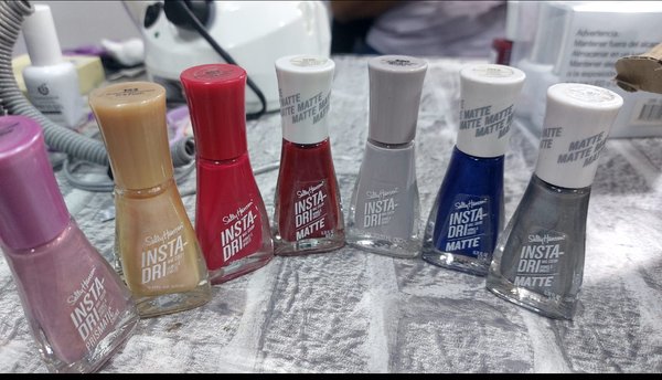 Esmaltes tradicionales Sally Hansen