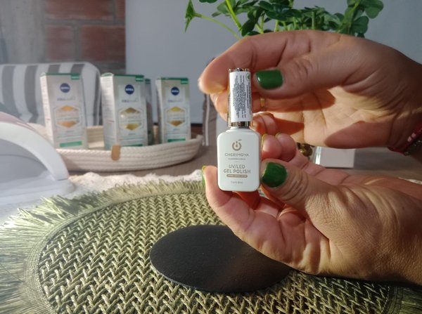 ojo de gato cherimoya envase blanco