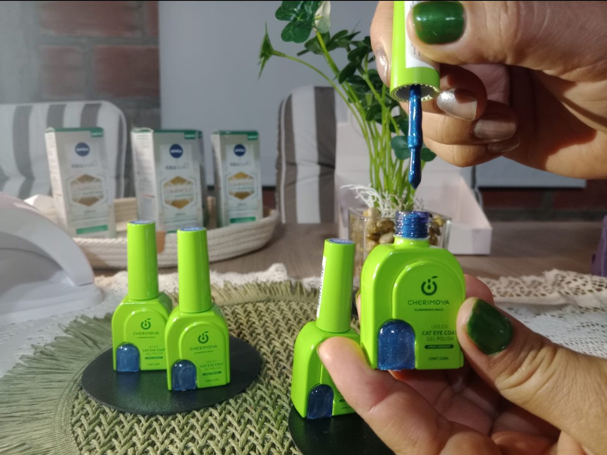 esmaltes cat eye cherimoya envase verde - 4