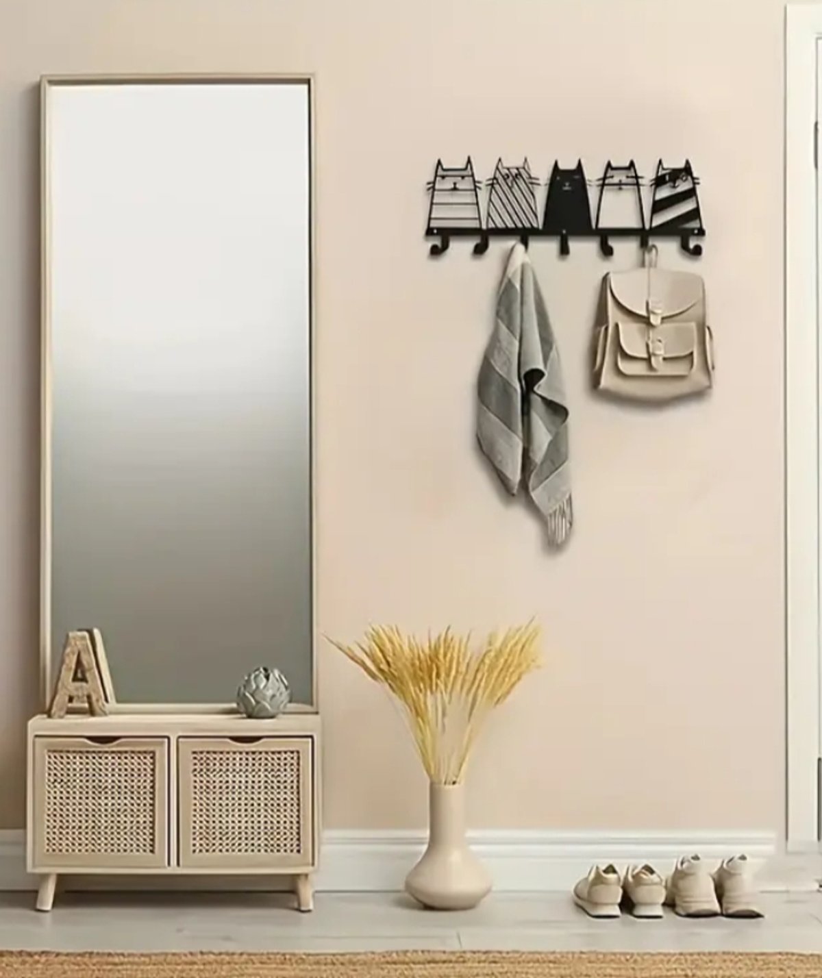 Colgante para posar gafas y llaves. - 4