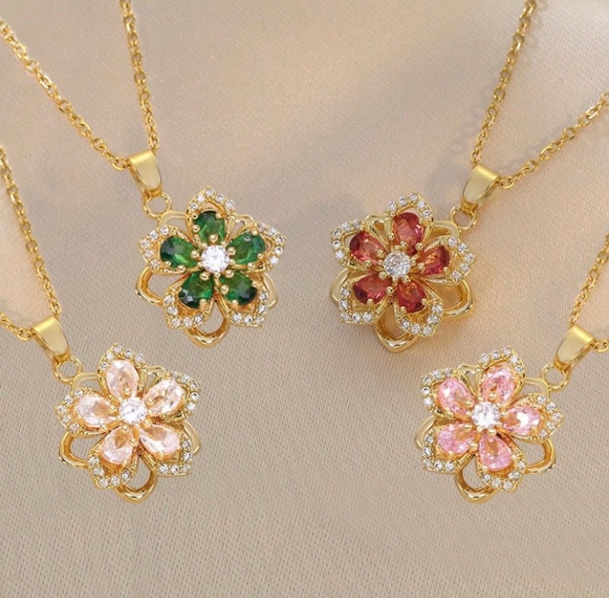 Collar Flor Giratoria 🌸💫