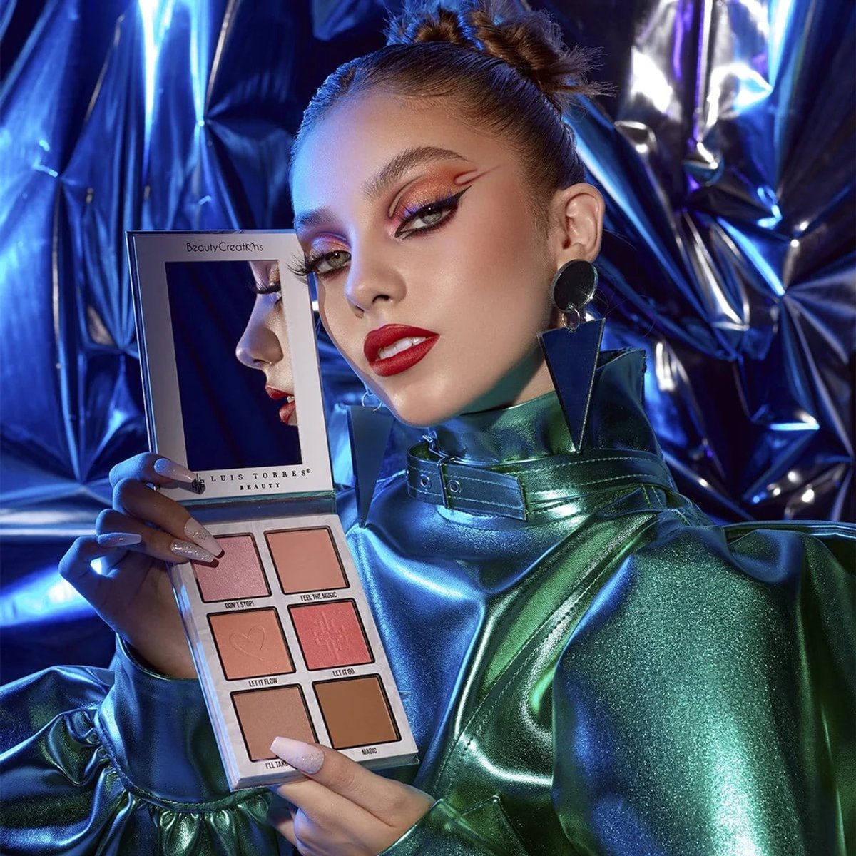 Luis Torres X Beauty Creations - Paleta De Rostro Rubores Y Contorno - It's A Vibe - 2