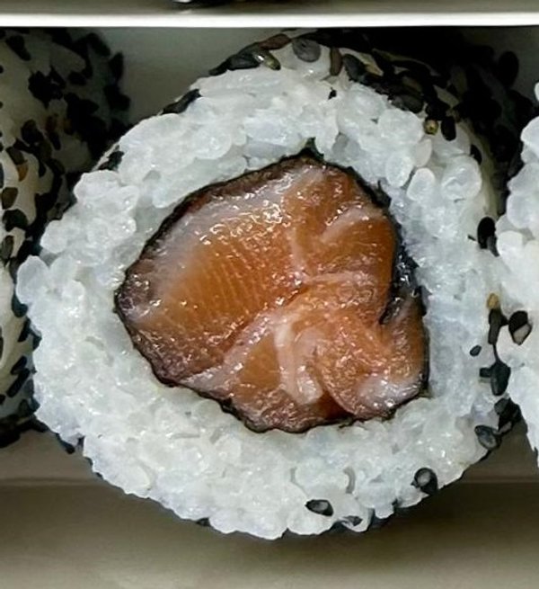 Salmón Roll (6 piezas)