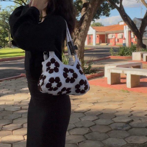 bolso de flores africanas