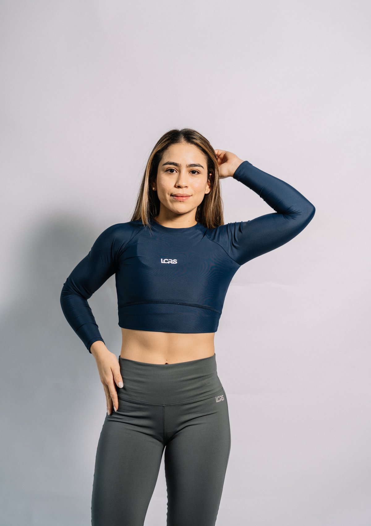 CROP TOP MANGAS LARGAS - 4