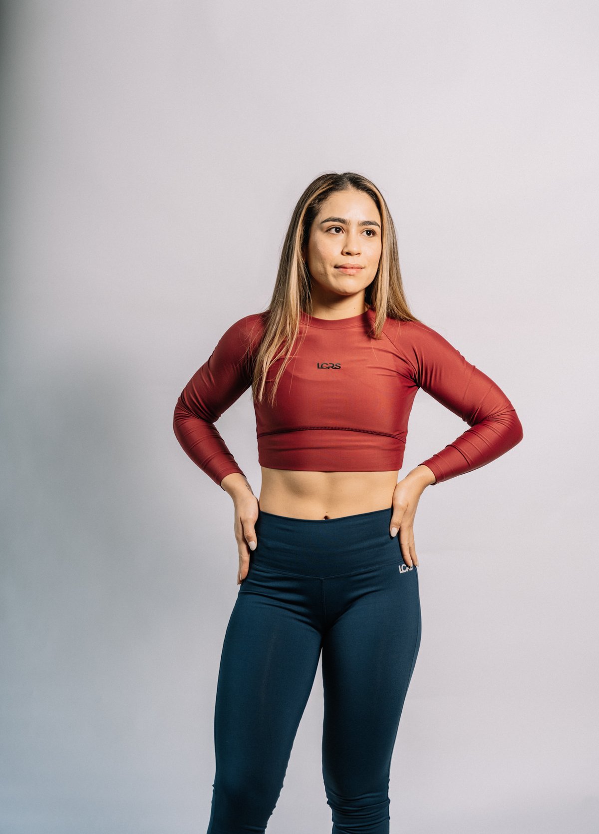 CROP TOP MANGAS LARGAS - 5