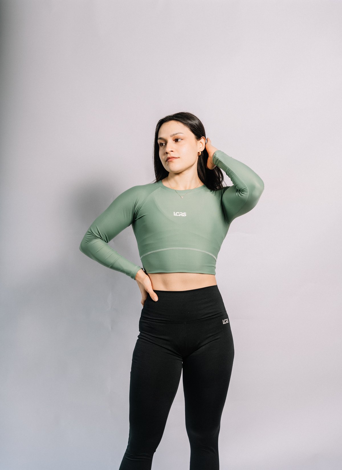 CROP TOP MANGAS LARGAS - 6