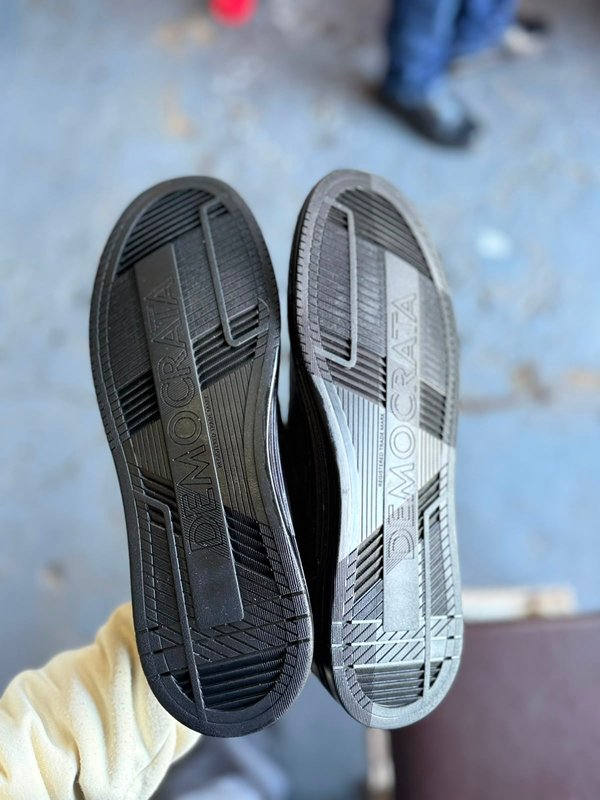 ZAPATENIS DEMOCRATA 45BR