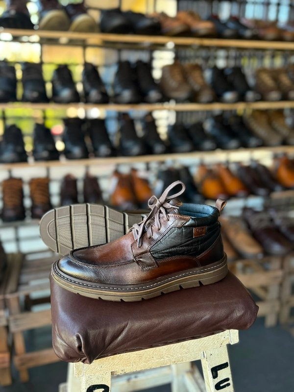 BOTA DEMOCRATA 39BR