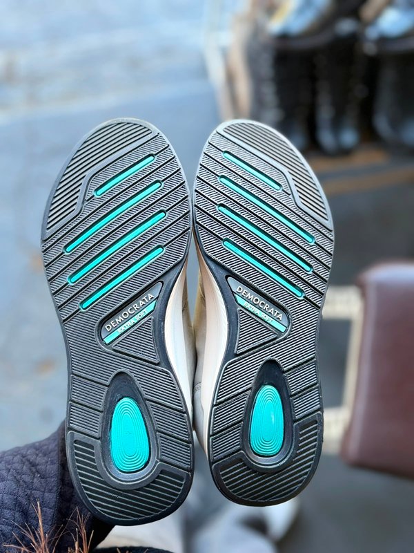 ZAPATENIS DEMOCRATA 41BR