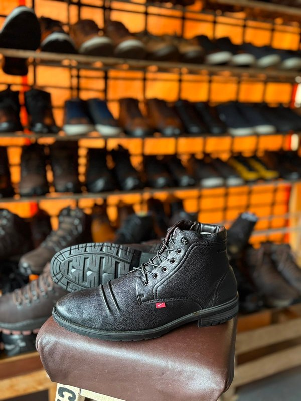 BOTA FERRACINI 42 180