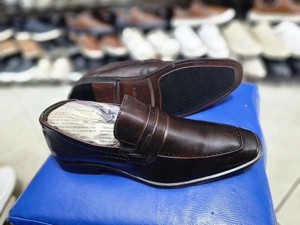 ZAPATO DE VESTIR DEMOCRATA 37BR