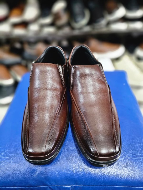 ZAPATO DE VESTIR PIPPER 37BR