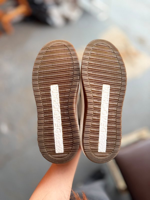 ZAPATENIS DEMOCRATA 40 BR
