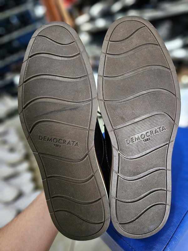 SPORT ELEGANTE DEMOCRATA 42/43BR