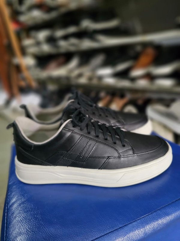 ZAPATENIS DEMOCRATA 39BR