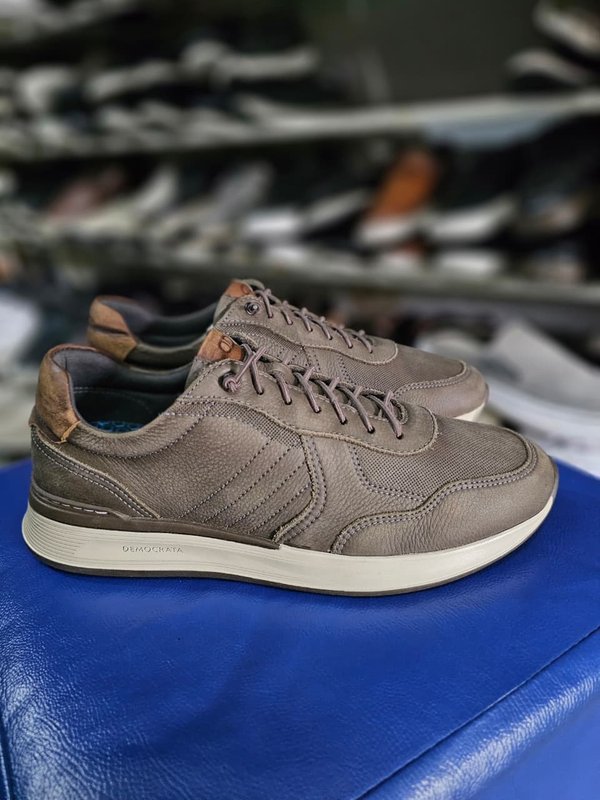 ZAPATENIS DEMOCRATA 40BR