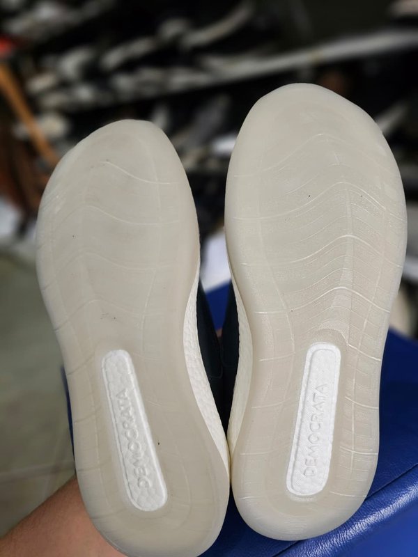 ZAPATENIS DEMOCRATA 40BR