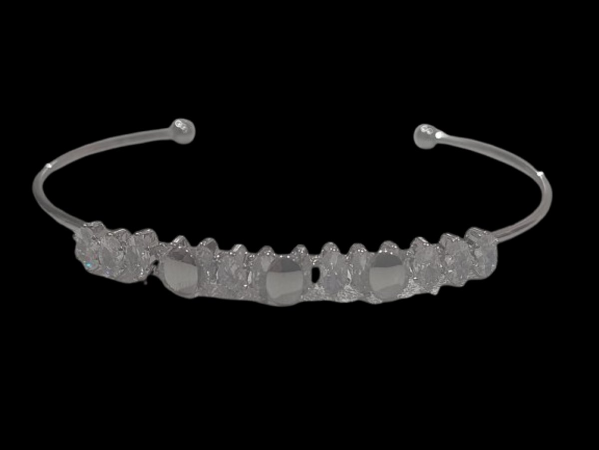 Brazalete con diseños