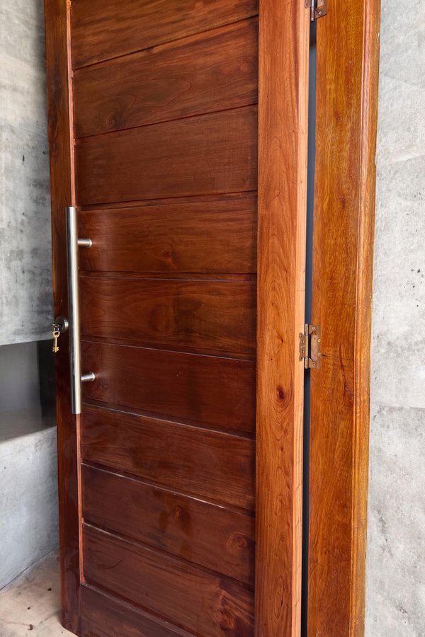 Puertas Tablero de Cedro de Lujo 🪵