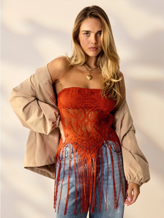 Top Scarlet