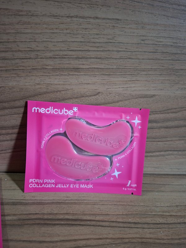 Parches para el contorno de ojos Medicube PDRN Pink Collagen