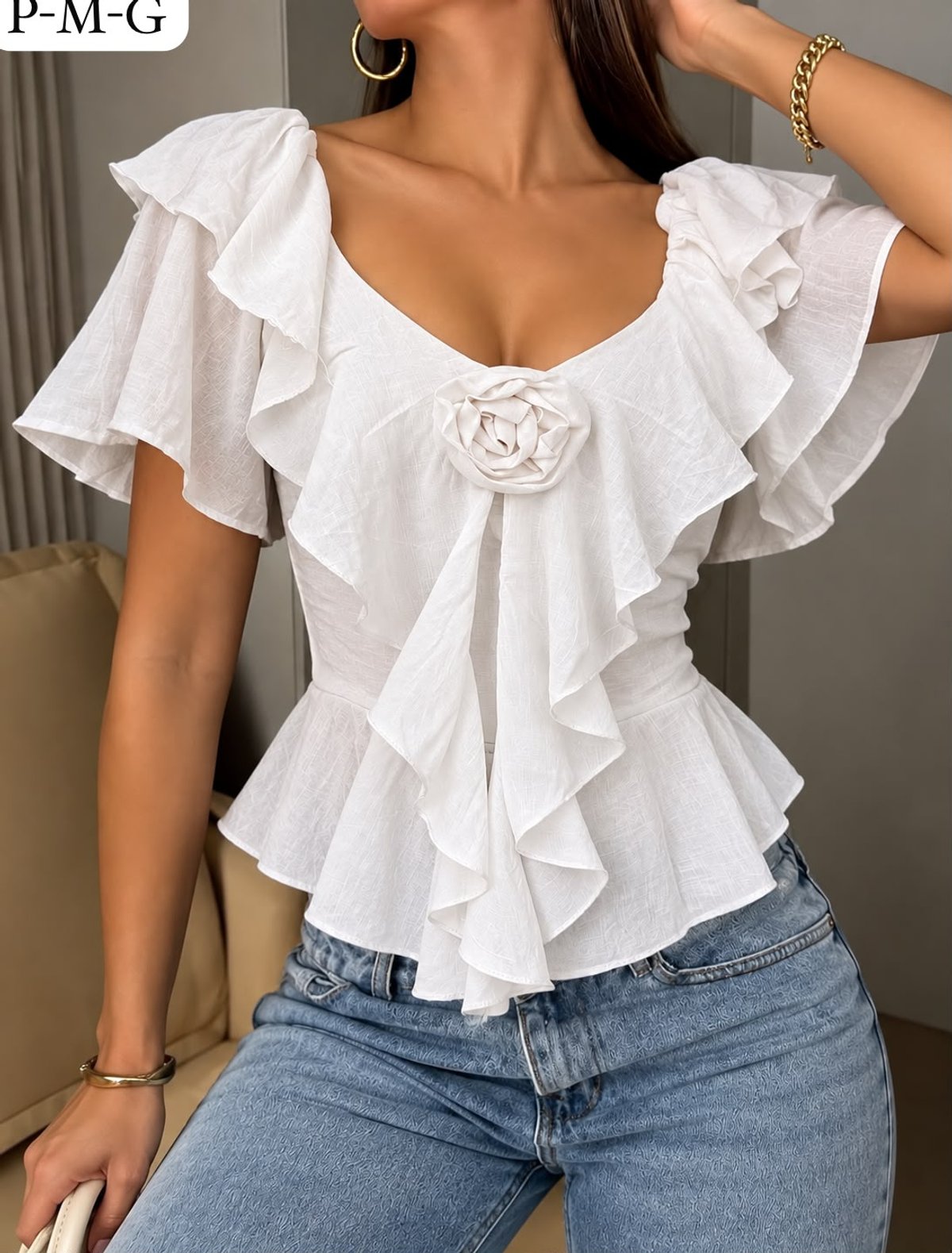 BLUSA CON VOLADOS Y FLOR ❤️‍🔥  COD: 0334 - 4
