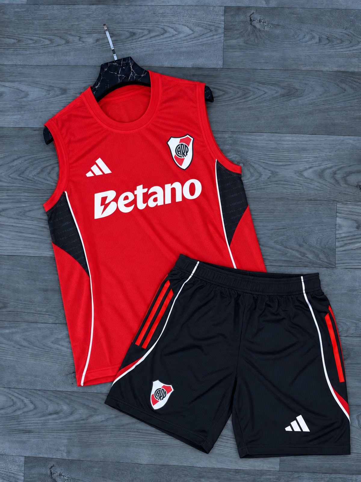 CONJUNTO DEPORTIVO RIVER PLATE  - 2