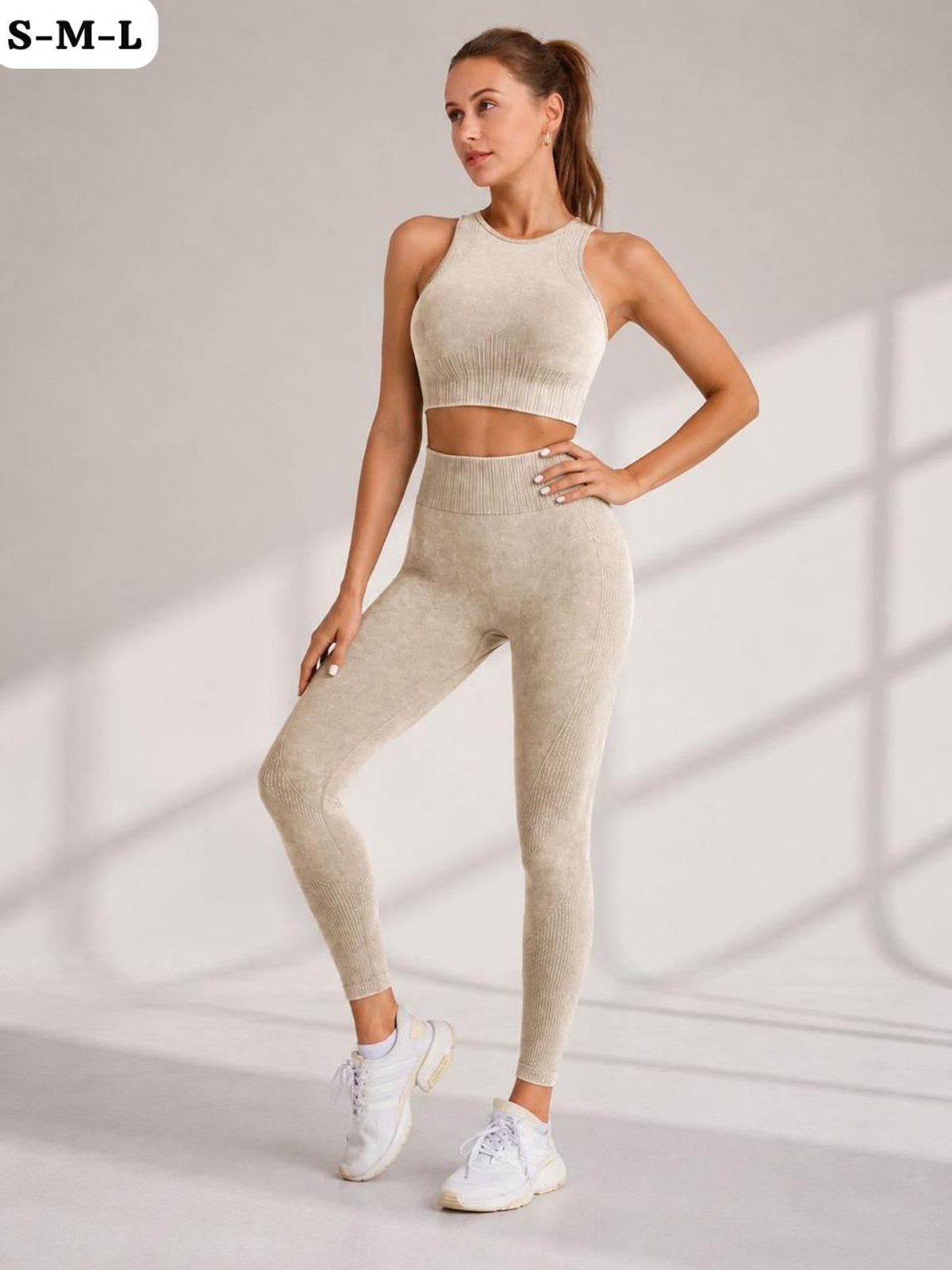 CONJUNTO DEPORTIVO SEAMLESS PRELAVADO 💖 ✨  - 3