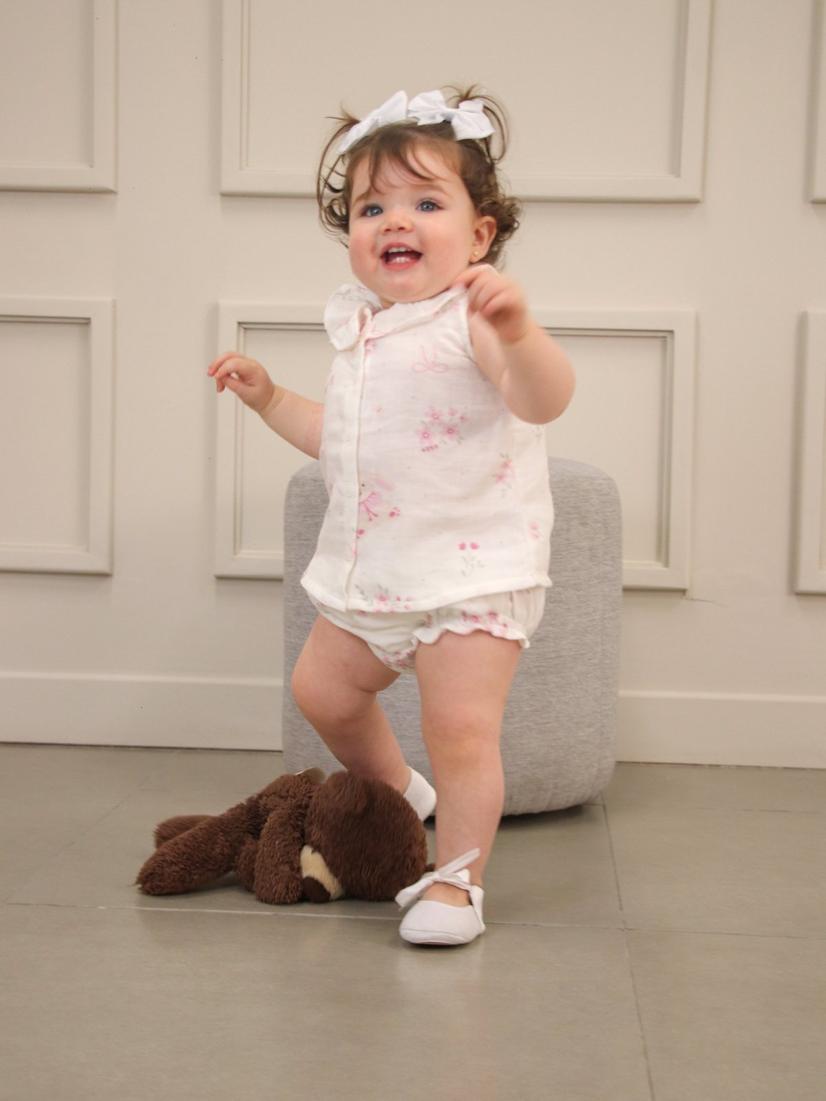 BLUSA ADARA - Floreado rosas c/ conejito - 5