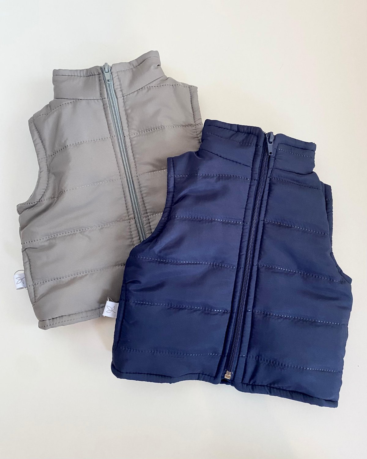 Chaleco VLADIVOSTOK 547 - GRIS