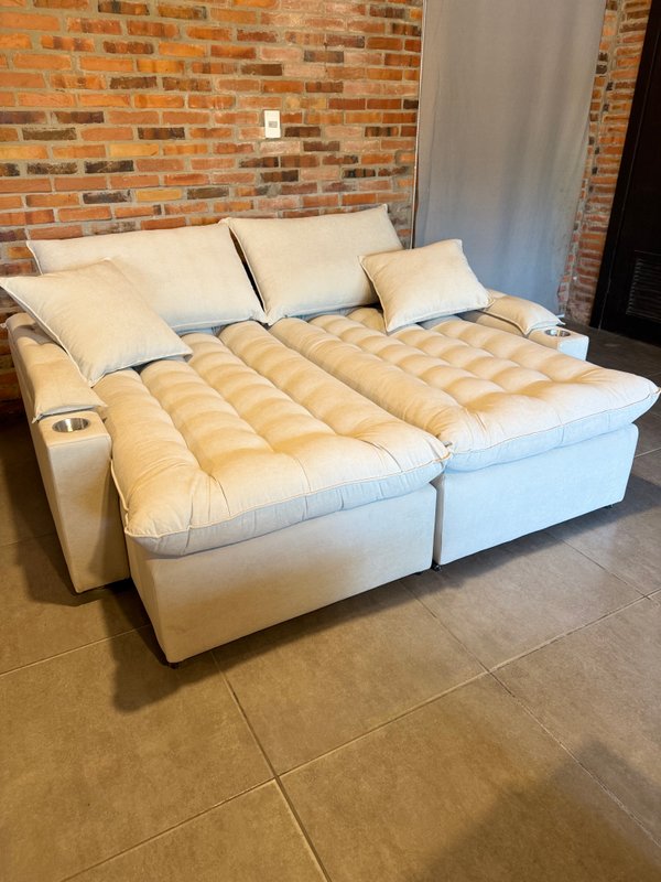 Sofacama nevatta con portavasos