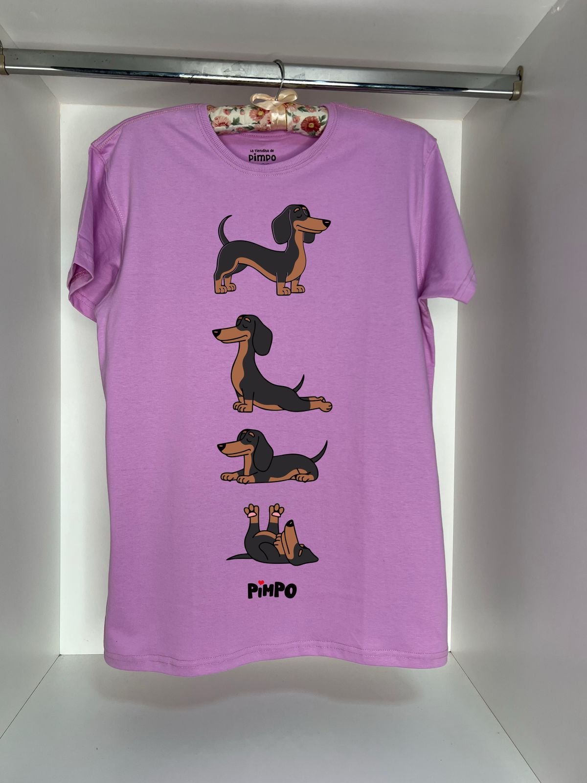 Salchi negro yoga By: @mariepimpo