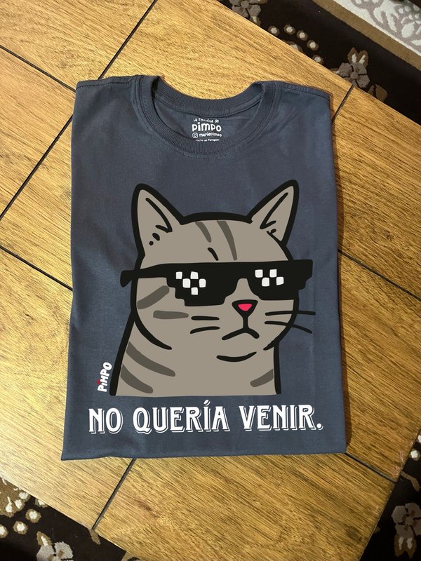 No queria venir gato con lentes  By: @mariepimpo