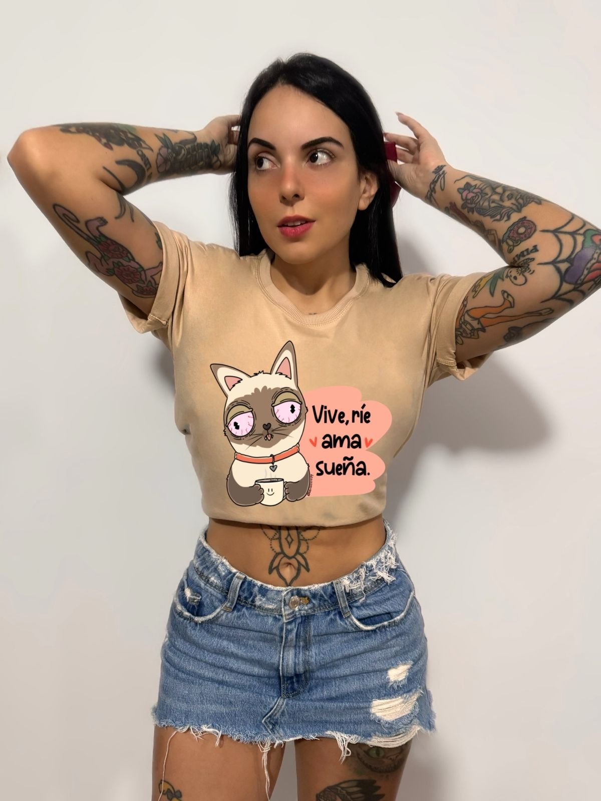 Michi taza Vive, rie, ama, sueña... By: @bbilustra.py 