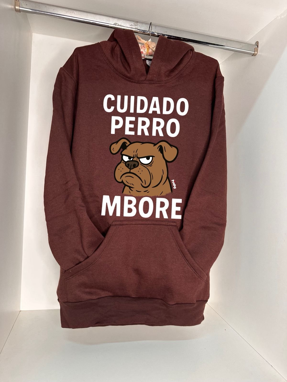 Perro Mbore By: @mariepimpo  - 3