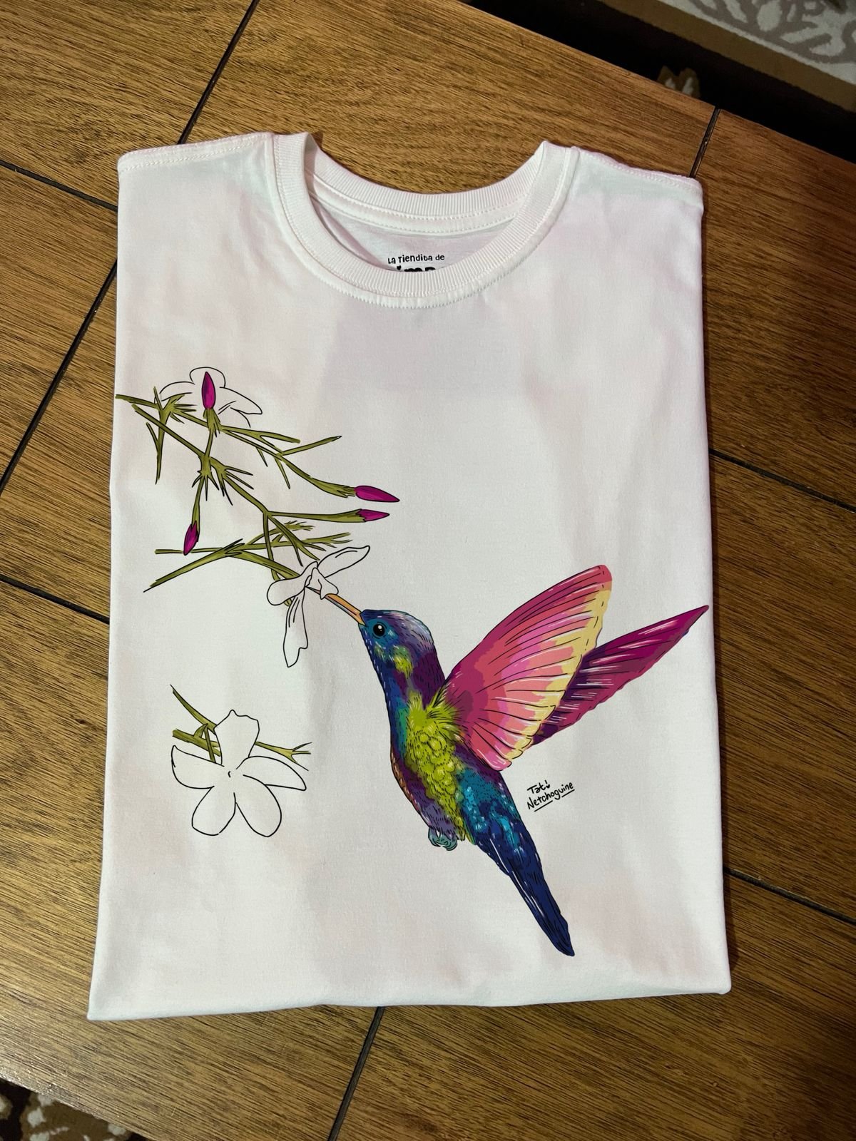 Picaflor By: @tatinetchoguine