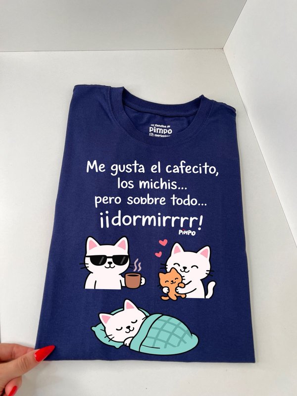 Cafecitos, michis y dormir By: @mariepimpo