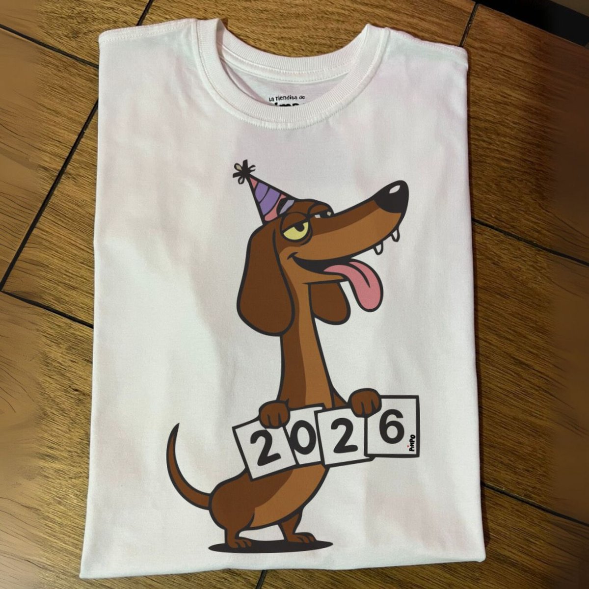 Salchi Año nuevo By: @mariepimpo 