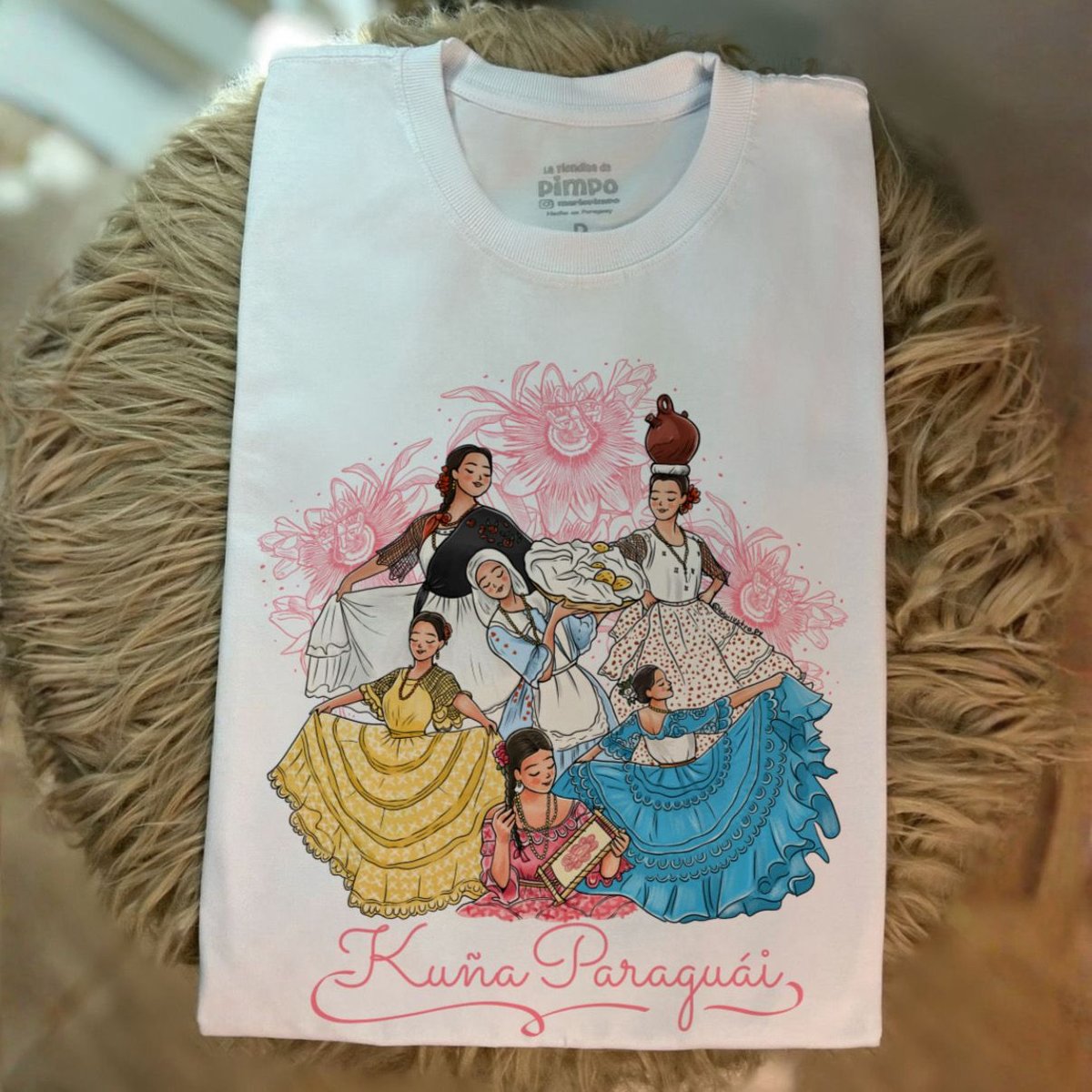 Kuña Paraguái By: @bbilustra.py - 3