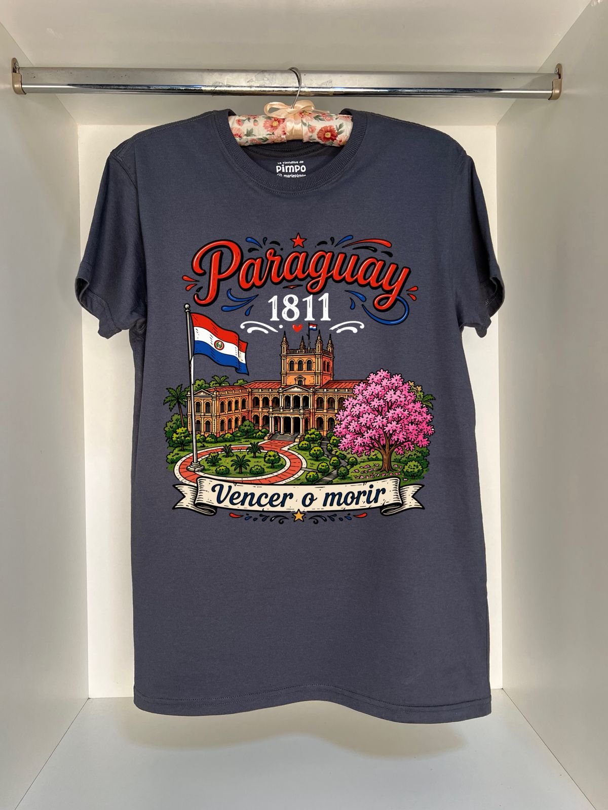 Paraguay 1811 Palacio By: @mariepimpo  - 7