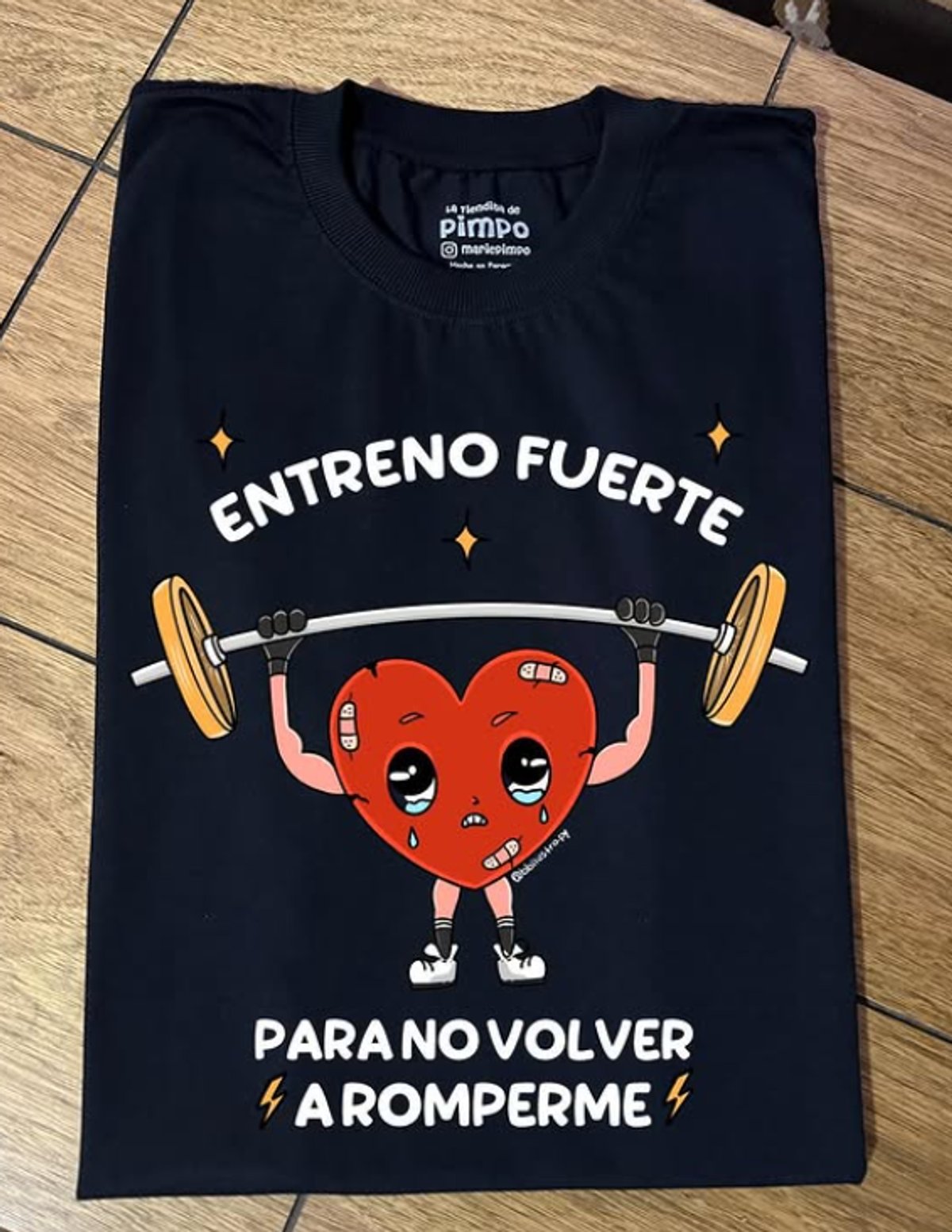 Entreno fuerte para no volverme a romper By: @bbilustra.py