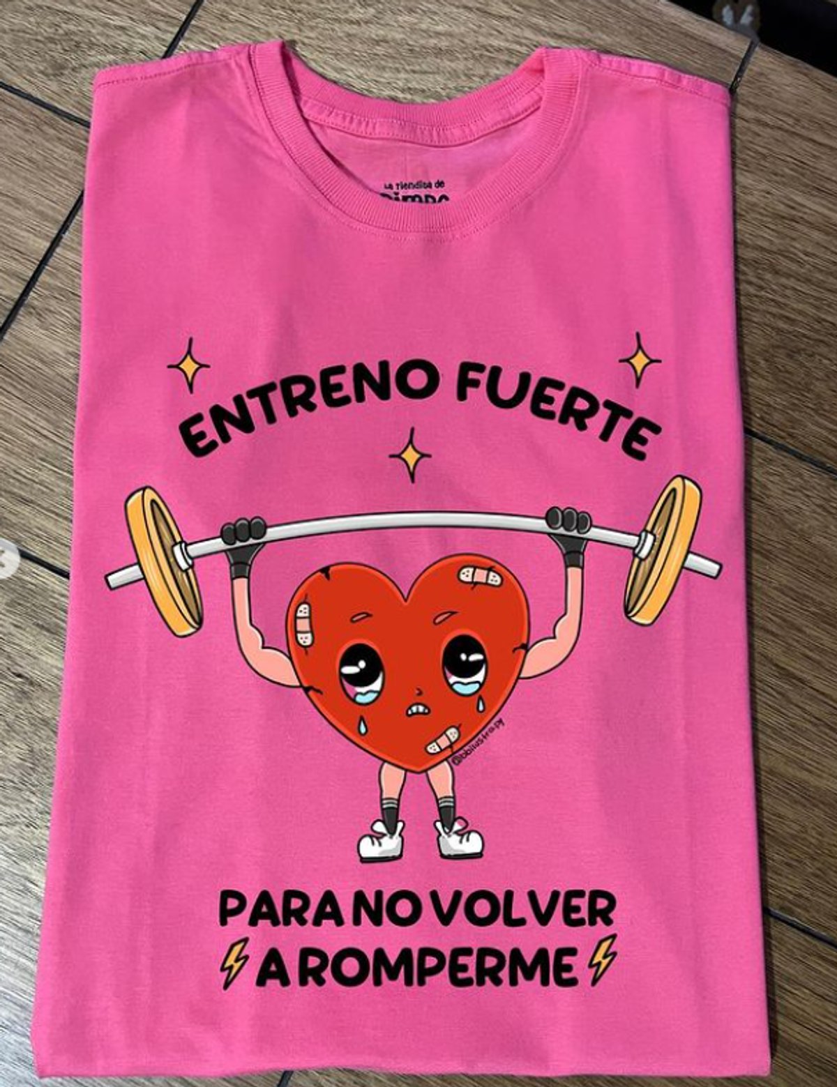 Entreno fuerte para no volverme a romper By: @bbilustra.py