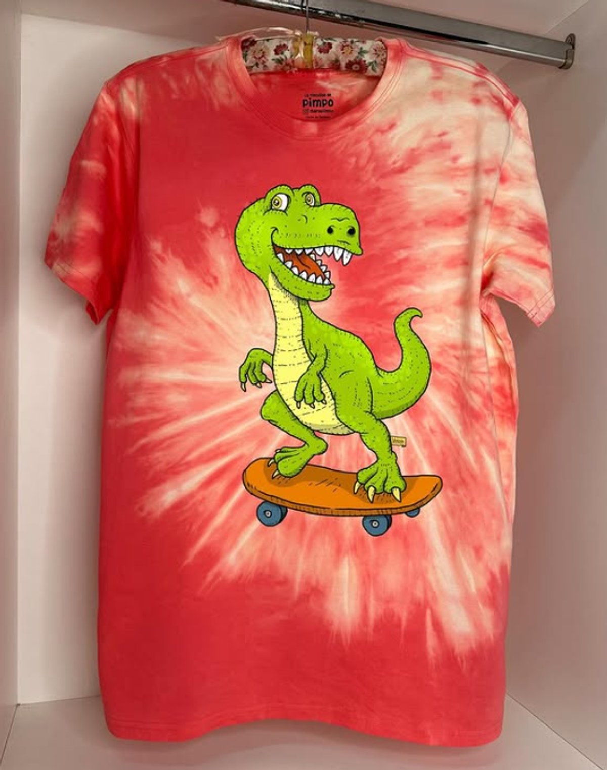 Dino Skate By: @guilleinsta 