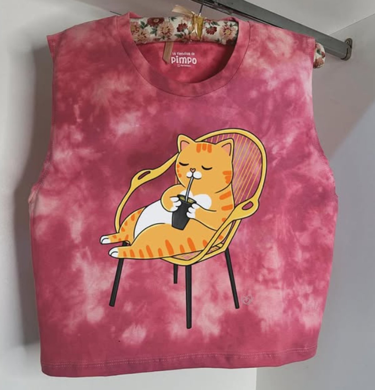 Michi rubio tomando terere By: @bbilustra.py