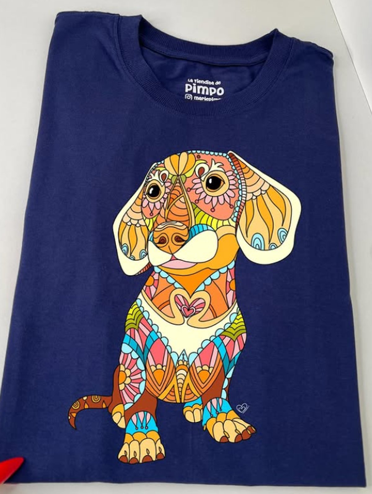 Salchi lineal By: @bbilustra.py